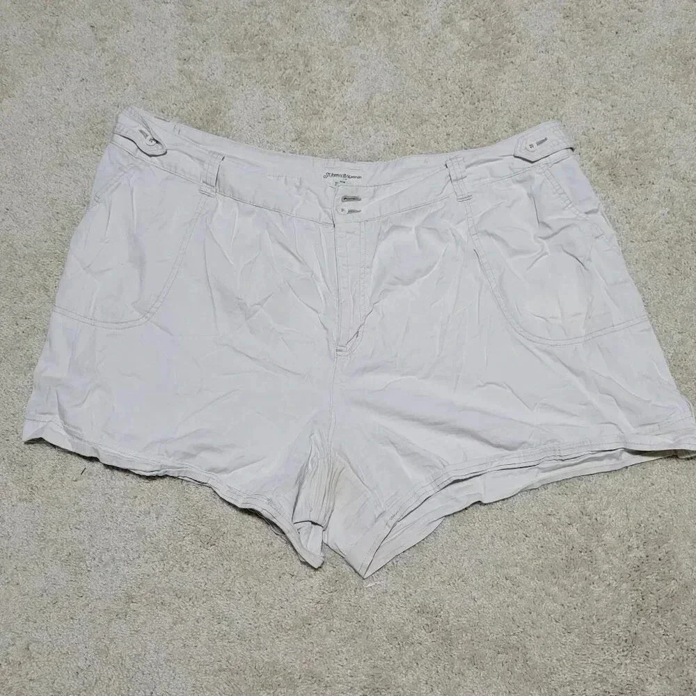 St. John's Bay Shorts 24W Women's Plus Size Khaki Cotton Stretch 6" Inseam